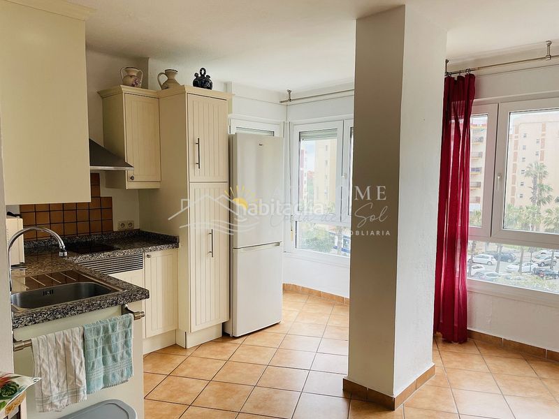 Foto f7b37c61-6f80-4d45-b12c-6a28e387ca43. Apartamento piso en avenida el faro en El Peñoncillo Torrox