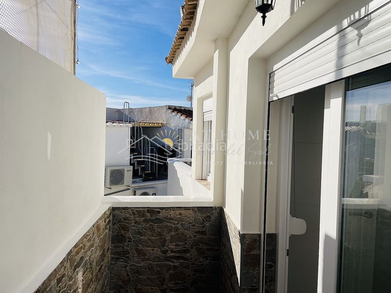 Foto 908c3a46-2b05-41e4-8133-9e8d681944d1. Piso obra nueva . en Torrox pueblo Torrox