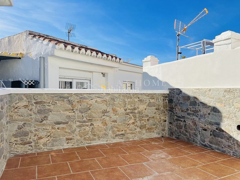 Foto eadef367-25da-4127-a17b-9aa22154679f. Piso obra nueva . en Torrox pueblo Torrox