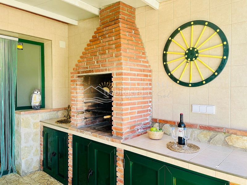 Foto 6a796e25-a1fc-4eaa-a8e8-9a1640f5440a. Casa amb piscina a Alfarnate