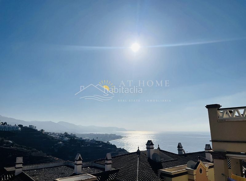 Foto 3ee26bab-2ee9-4eb3-9855-37416fbf430d. Apartament amb piscina a Centro Nerja