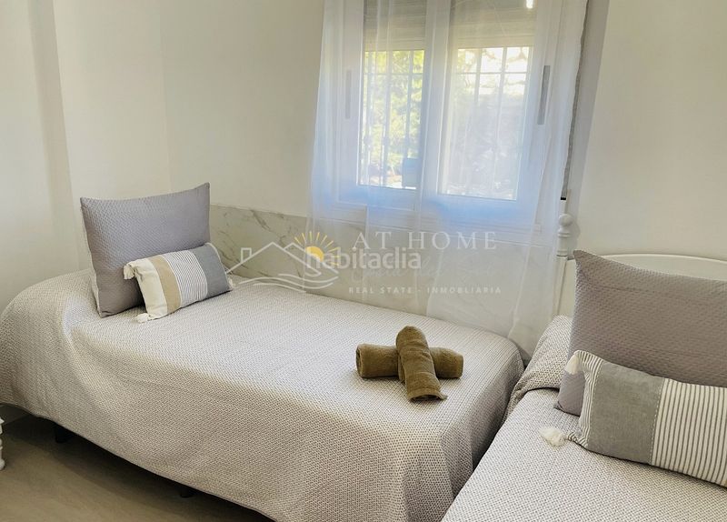 Foto 4ca769ee-540b-494c-91a2-fe32b3c2169f. Apartament amb piscina a Centro Nerja