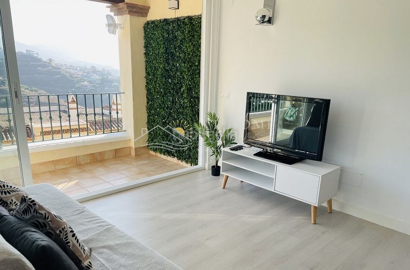 Foto 5683832e-c04e-4c53-b3a4-81556274fa2c. Apartament amb piscina a Centro Nerja