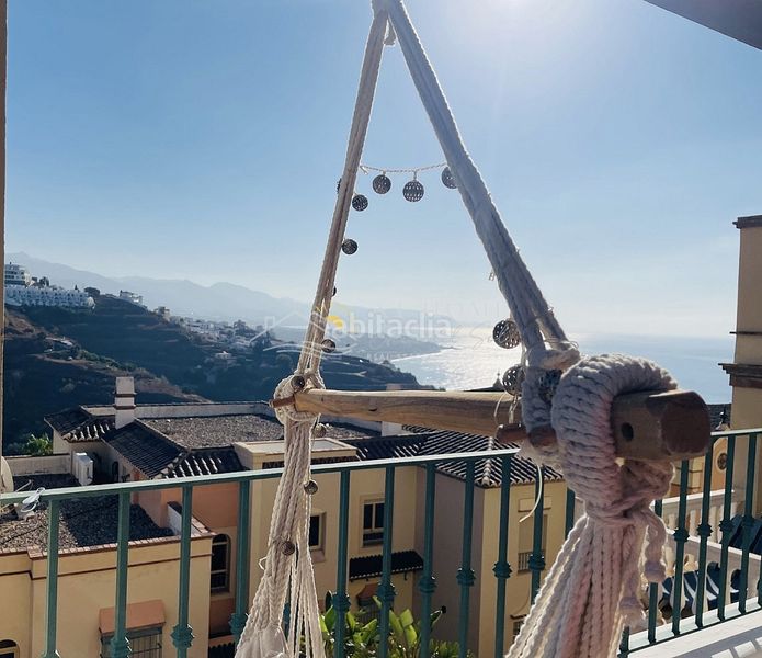 Foto a4f2381e-175b-4af5-868b-c2a842b12d6e. Apartament amb piscina a Centro Nerja