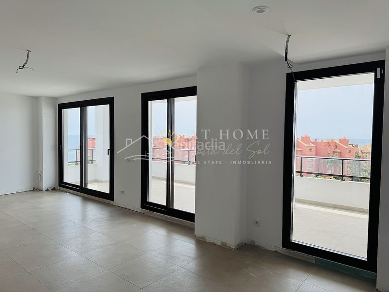 Foto 111d39ef-b0ef-4a26-9637-4a25d05579cc. Apartament amb aparcament piscina a El Peñoncillo Torrox