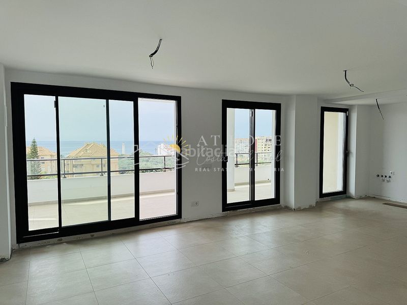 Foto 15171421-3e95-40ab-a1ff-4ff1b7cf4c43. Apartament amb aparcament piscina a El Peñoncillo Torrox