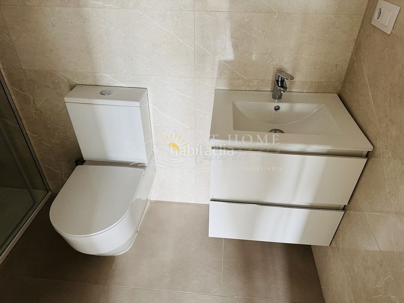 Foto 523d235f-2c7b-4c72-91bc-632ae5123a9b. Apartament amb aparcament piscina a El Peñoncillo Torrox