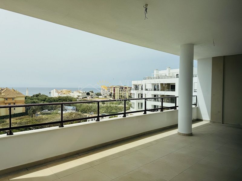 Foto 87bc7370-f859-4f43-b457-ef27bb3b2afa. Apartament amb aparcament piscina a El Peñoncillo Torrox