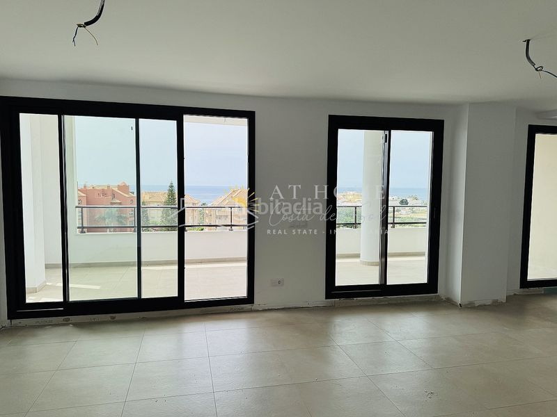 Foto 8b98e375-adaf-4391-97e2-c3b8c91c094d. Apartament amb aparcament piscina a El Peñoncillo Torrox