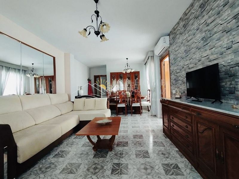 Foto f03fc367-080e-42d9-8011-b95155701a78. Apartament a Centro Nerja