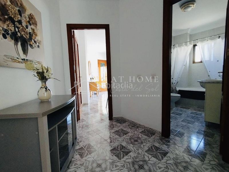 Foto f99d2130-7feb-4695-b0cc-0cb3c4110f84. Apartament a Centro Nerja