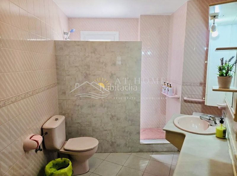 Foto ddd473a5-a464-40bd-bfaf-d433504ab21d. Apartament a Centro Nerja
