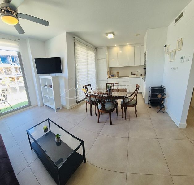 Foto 78103e4b-f331-420e-a3a9-120c492b5b9b. Apartament amb aparcament piscina a El Morche Torrox