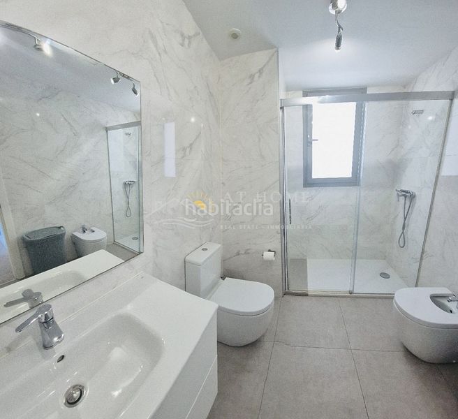 Foto 9d118c30-9fd9-4a1c-80e1-aea3c2d4c4c4. Apartament amb aparcament piscina a El Morche Torrox