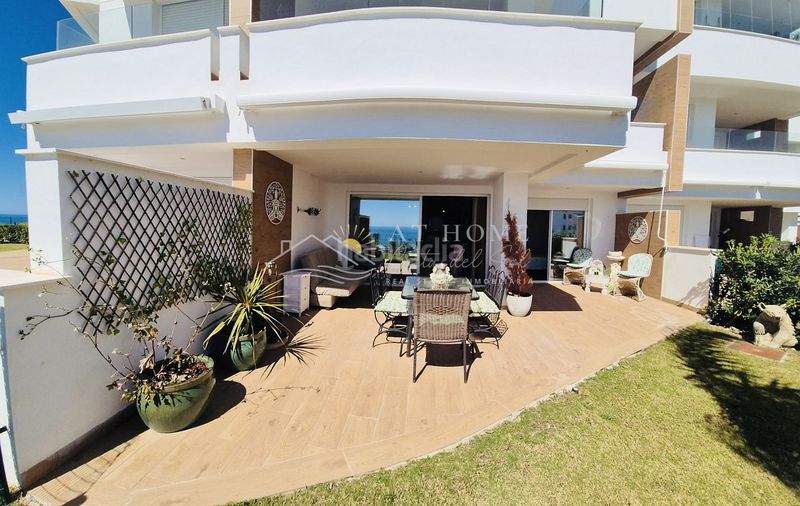 Foto 06c42215-b5cb-44d8-af54-4ac8b00d3698. Apartament amb aparcament piscina a Torrox pueblo Torrox