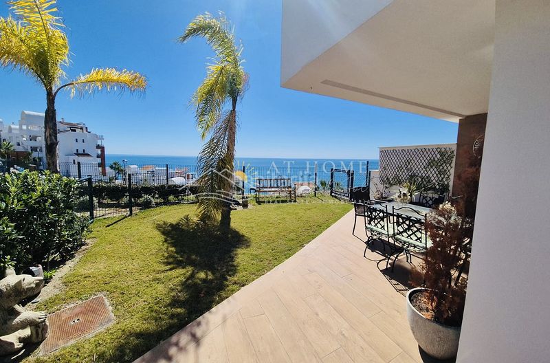 Foto 1579e78e-ae96-4d15-882b-71ac0e56b5e7. Apartament amb aparcament piscina a Torrox pueblo Torrox