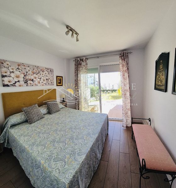 Foto 500c0f0a-a944-4756-b81a-042c5d14c71f. Apartament amb aparcament piscina a Torrox pueblo Torrox