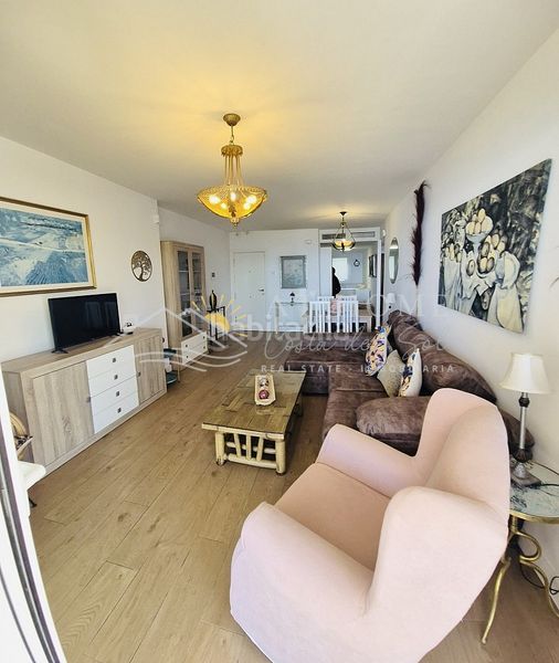 Foto 6a5dab9f-cb17-419a-9e1a-26e7d22af3a9. Apartament amb aparcament piscina a Torrox pueblo Torrox