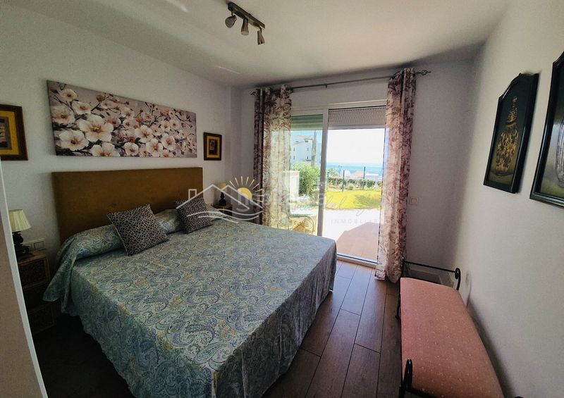 Foto 7c1fa457-e1e5-4412-bdc6-a2854c12710c. Apartament amb aparcament piscina a Torrox pueblo Torrox