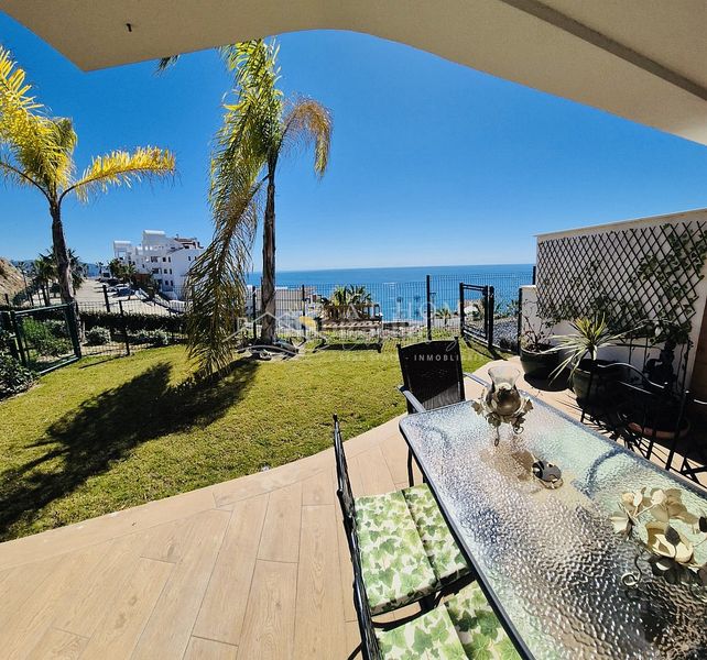 Foto a414c98c-cb3e-42ff-b2ca-0b8a59646ee4. Apartament amb aparcament piscina a Torrox pueblo Torrox