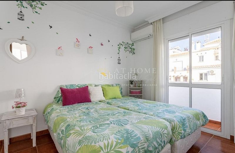 Foto 52b95765-1baa-42f8-9b24-a57d4d82ab77. Casa amb aparcament piscina a Centro Nerja