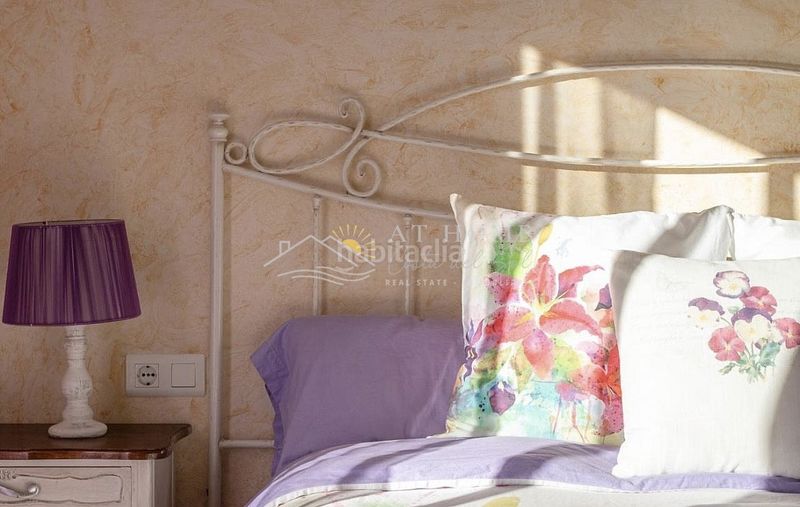 Foto 69e0d647-dd76-46a7-9bf7-226a12ed1078. Casa amb aparcament piscina a Centro Nerja