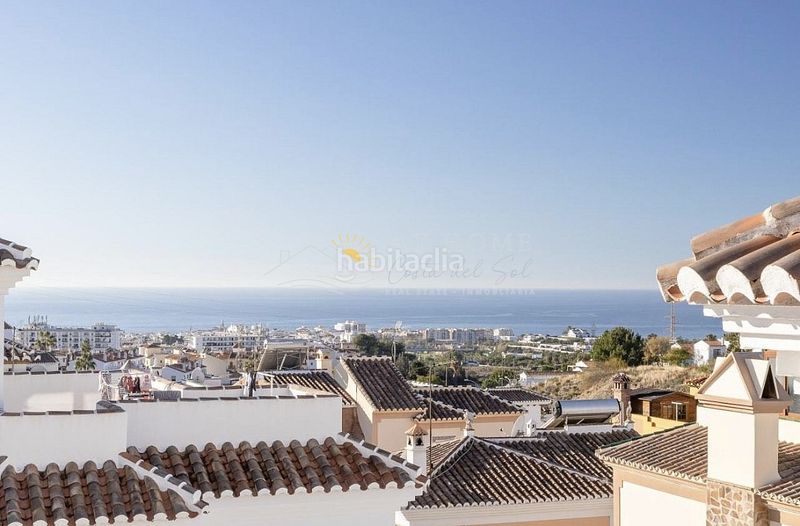 Foto 98492a44-cb0e-40dc-82cb-c369330eecf0. Casa amb aparcament piscina a Centro Nerja