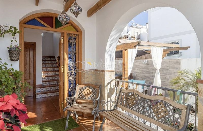 Foto ef139ecb-9df7-4743-b176-d870095510d1. Casa amb aparcament piscina a Centro Nerja