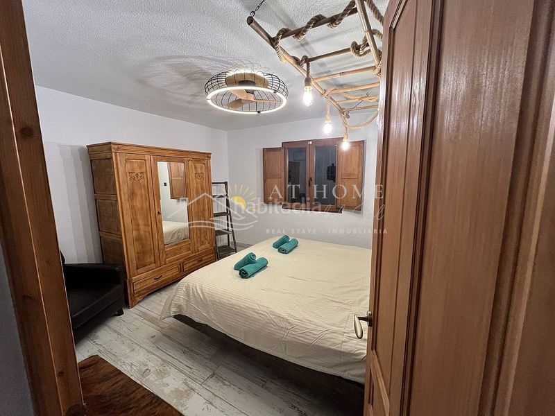 Foto a3ddc33e-41f4-4808-9ae1-bd44fd98e7a9. Casa amb aparcament piscina a Torrox pueblo Torrox