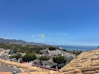 Haus in Centro. Alquiler larga temporada en nerja.