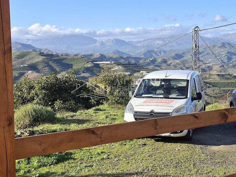 Foto df705d2b-b906-4306-af77-0db9a21a7ce9. Casa a Iznate
