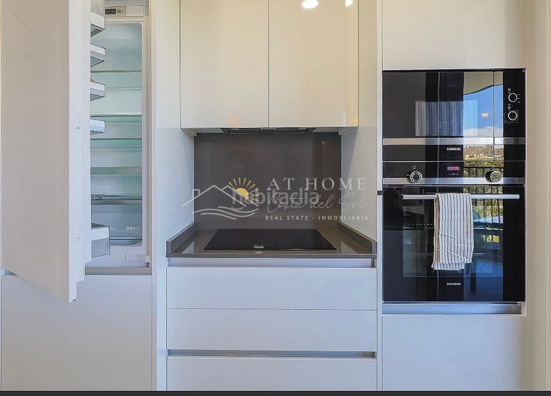 Foto 4513046e-01fb-4eb4-bddd-b59160a6a50c. Apartament amb aparcament piscina a Centro Histórico Málaga