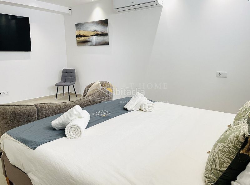 Foto 8021c6bc-2cad-4582-aa84-280632308d7b. Casa amb aparcament piscina a Centro Nerja