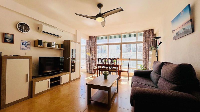 Foto 4c4224b4-1ace-42e1-a29c-a0071e77ff87. Apartament amb aparcament piscina a Centro Nerja