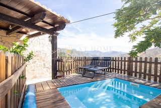 Rent House in Cómpeta. Alquiler larga temporada en competa