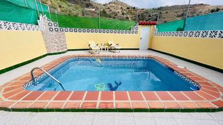Chalet in Torrox Pueblo. Casa rural con piscina privada.