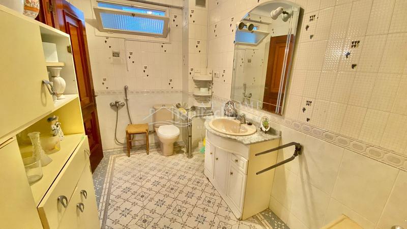 Foto 89da4977-ebfd-46dd-9e22-c48fa1f23595. Casa  con ascensor y solarium en Torrox pueblo Torrox