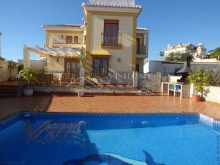 Chalet en Centro. Villa de lujo en nerja.