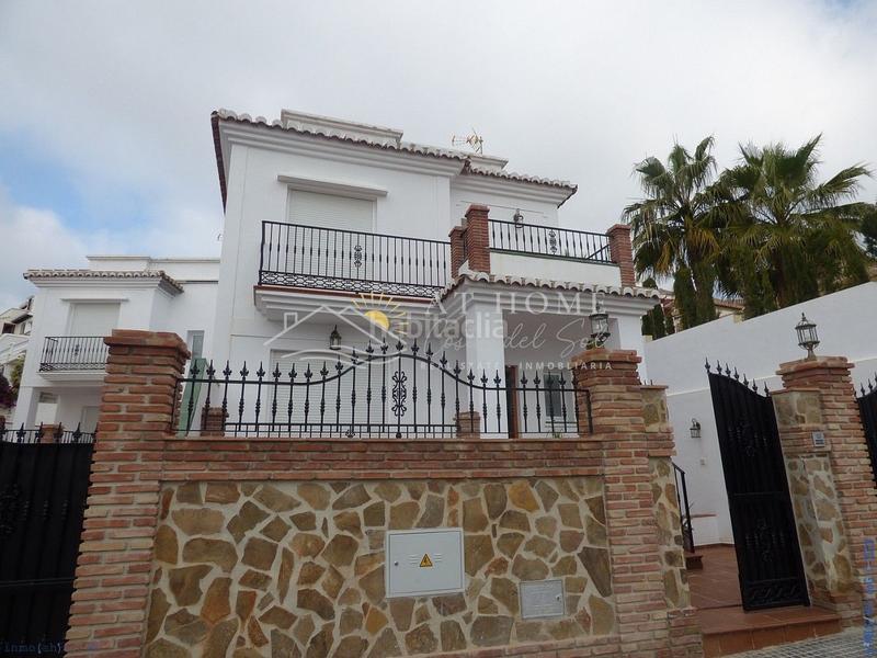 Foto ec105673-1d75-4e9b-88f7-ac05aa6024e0. Chalet villa de lujo en Centro Nerja