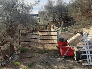 Terrain résidentiel à Torrox Pueblo. Parcela rústica con construcción de cuadras 104m2