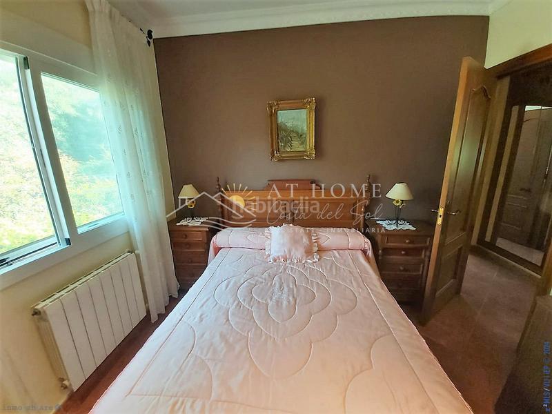 Foto 51b4bdd9-1e3c-498d-8631-d16fcbb0b46e. Casa con parcheggio piscina in Centro Nerja