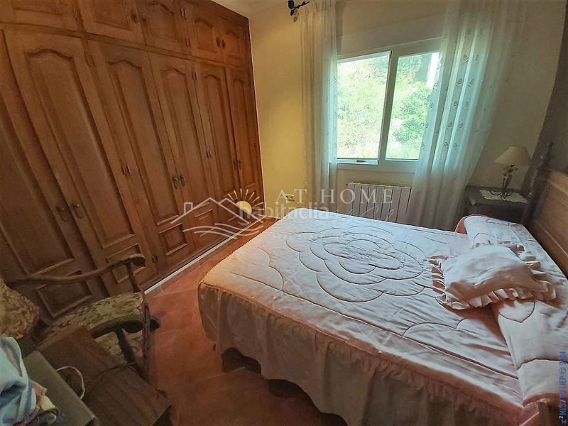 Foto d5dca5c5-5d59-4493-b578-ae8ad89c2a78. Casa con parcheggio piscina in Centro Nerja