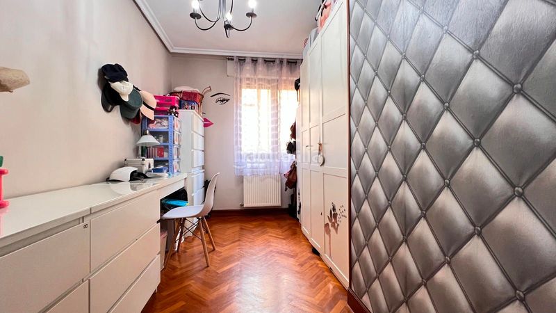 Foto 1d95b5ad-744e-45e7-82f6-6cc128e1445c. Pis amb calefacció aparcament a Lasarte - Oria