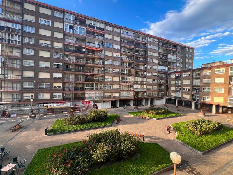 Foto 190975d8-ff76-4000-993a-513dcf9760c6. Pis amb calefacció aparcament a Lasarte - Oria