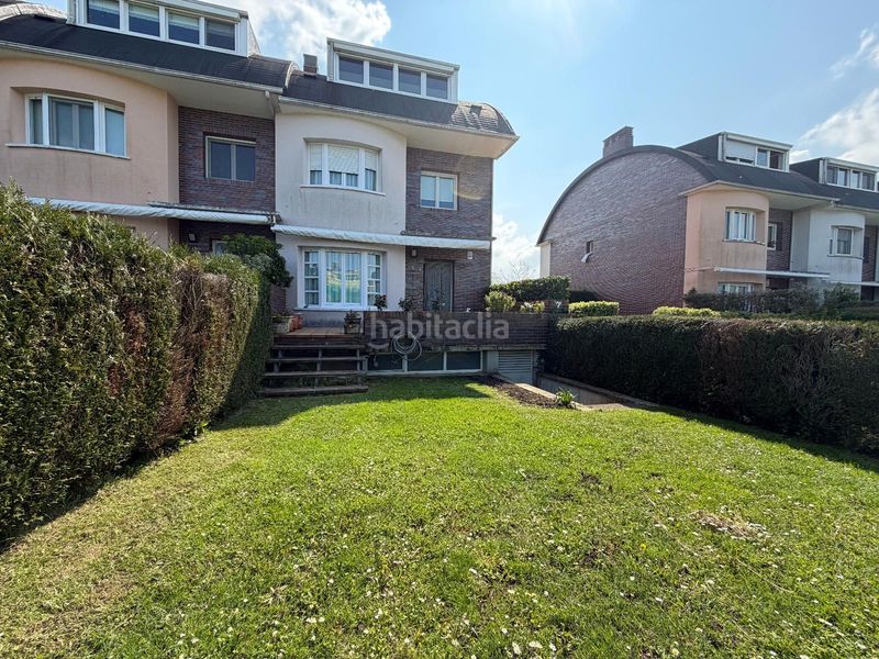 Foto bc78b360-5f65-470a-9be7-cea4d07c07c9. Casa adossada amb calefacció aparcament piscina a Lasarte - Oria