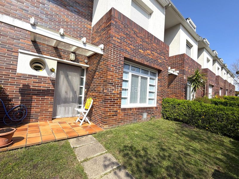 Foto e21aa7cd-9449-4b73-affd-3e0de0e0bd38. Casa adossada amb calefacció aparcament piscina a Lasarte - Oria