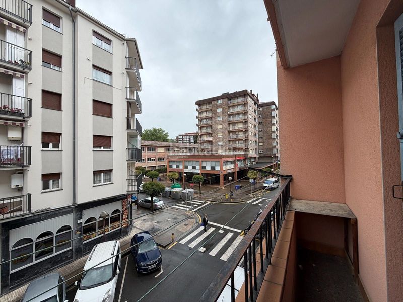 Foto 67460555-6ba0-4316-ad46-fb0e265aa6fe. Pis amb calefacció a Lasarte - Oria