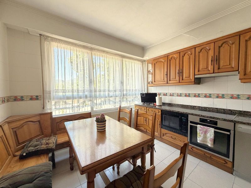 Foto 03767350-ca59-4f0b-b124-445eb7472df4. Casa adossada amb calefacció aparcament a Lasarte - Oria