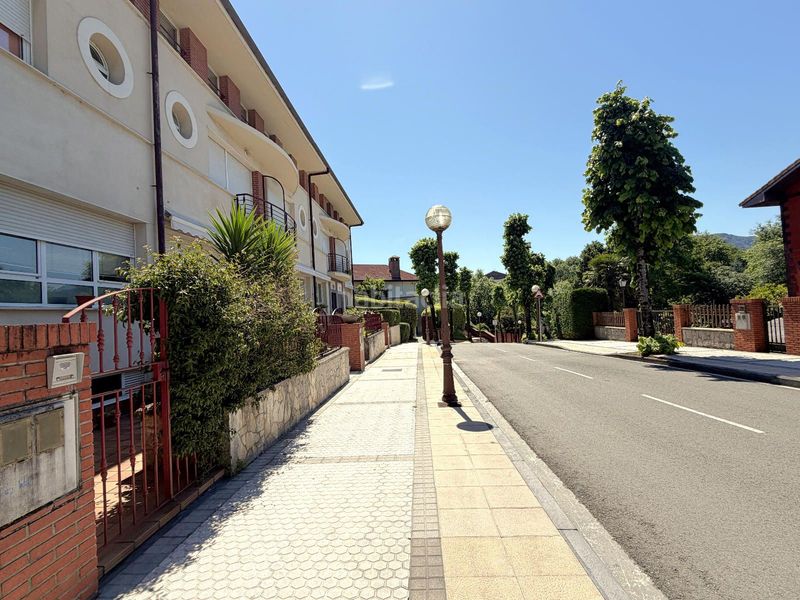 Foto 05cc4df0-3394-4c1b-b2d1-9c1055cb2fbc. Casa adossada amb calefacció aparcament a Lasarte - Oria
