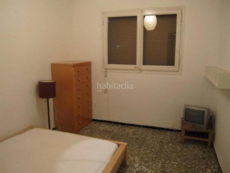 Foto fcfeeb30-b1b8-44a7-999b-8c296c6b1992. Flat in Centre Salt